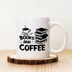 Чаша с надпис Books and Coffee