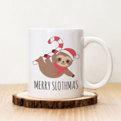 Коледна Чаша с надпис Merry Slothmas