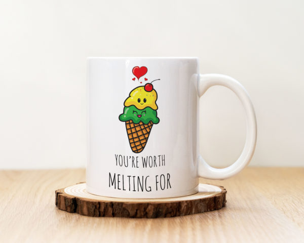 Чаша с надпис Worth Melting For