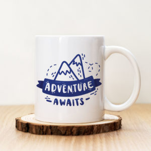 Чаша с надпис Adventure Awaits Blue