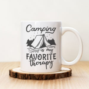 Чаша с надпис Camping Is My Favourite Therapy