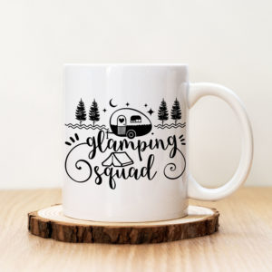 Чаша с надпис Glamping Squad
