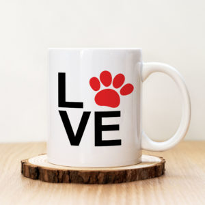 Чаша с надпис Love Червена Лапичка