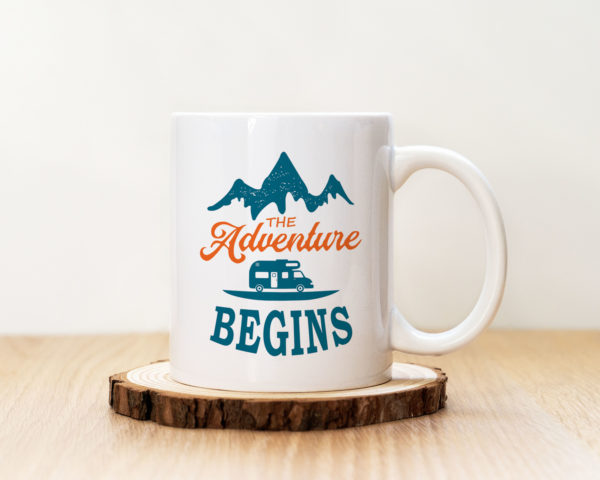 Чаша с надпис The Adventure Begins Cyan