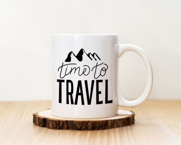 Чаша с надпис Time To Travel в черно