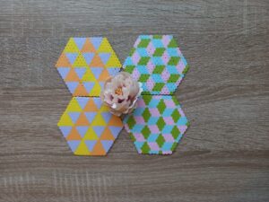Подложки за чаши Pixel Art Geometric Patterns Ръчна Изработка Комплект 4 бр.