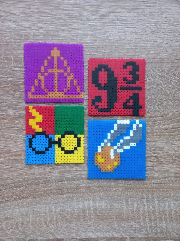 Подложки за чаши Pixel Art Хари Потър Ръчна Изработка Комплект 4 бр.