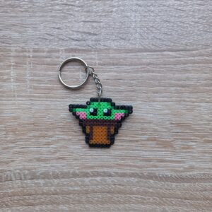 Ключодържател Бейби Йода Pixel Art Ръчна Изработка