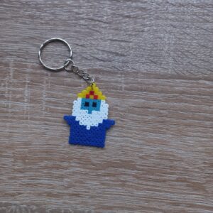Ключодържател Време за Приключения 3.7х4.5 см Цар Студ Pixel Art Ръчна Изработка