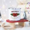 Коледно канче със зелен гирлянд с червена панделка и надпис Merry Christmas