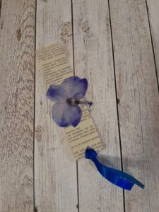 Книгоразделител Орхидея Naturebound