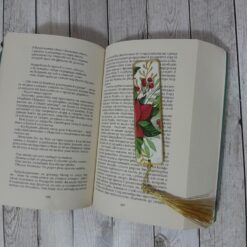 Alternative view of Дървен книгоразделител коледна звезда и златно