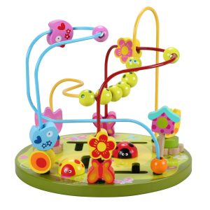 Костер с различни фигурки