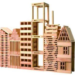 Строител от дървени блокчета - 250 части